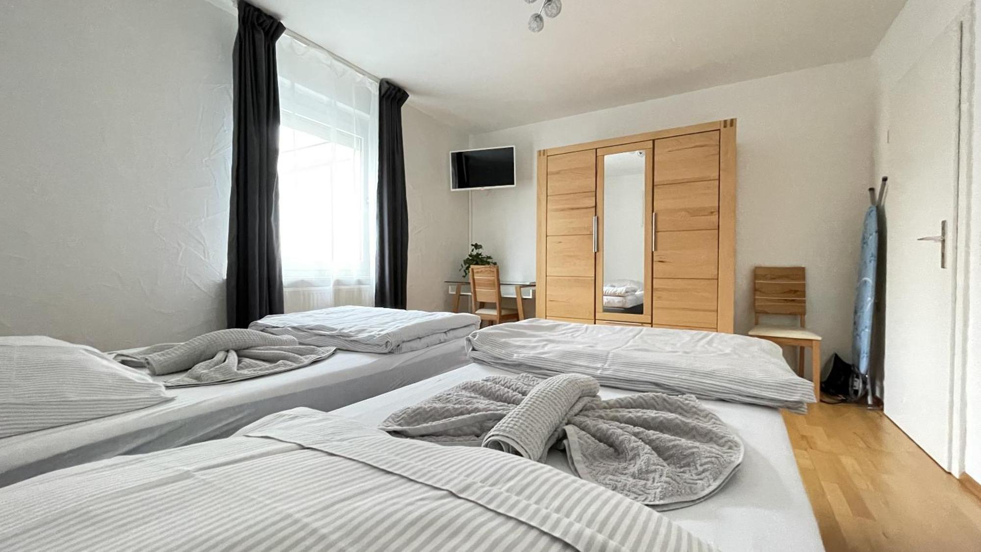 Fewo Reutlingen Heinestrasse エクステリア 写真