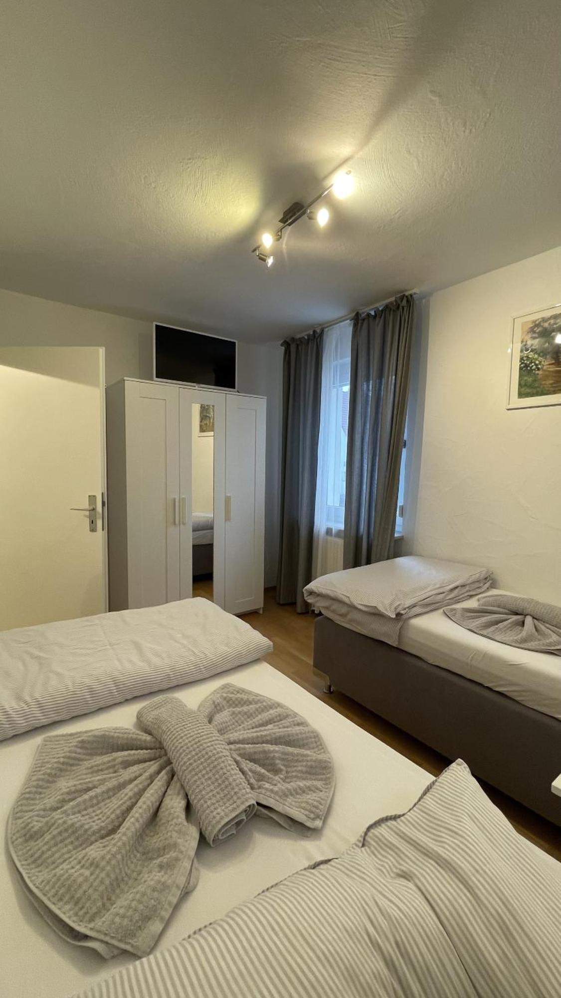 Fewo Reutlingen Heinestrasse エクステリア 写真